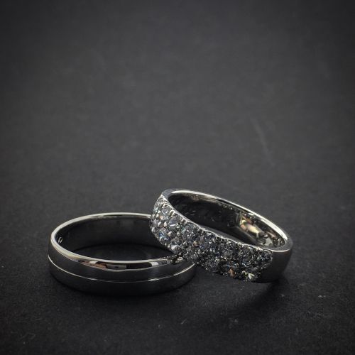 Snubní prsteny 8/H ze zlata s kameny